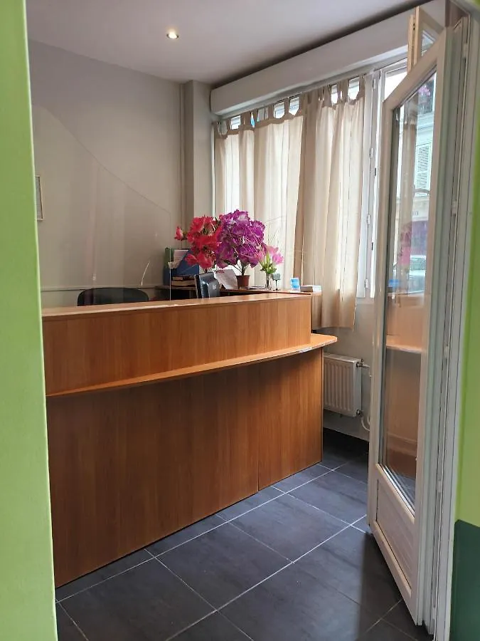 Hotel Azur Montmartre Paris France